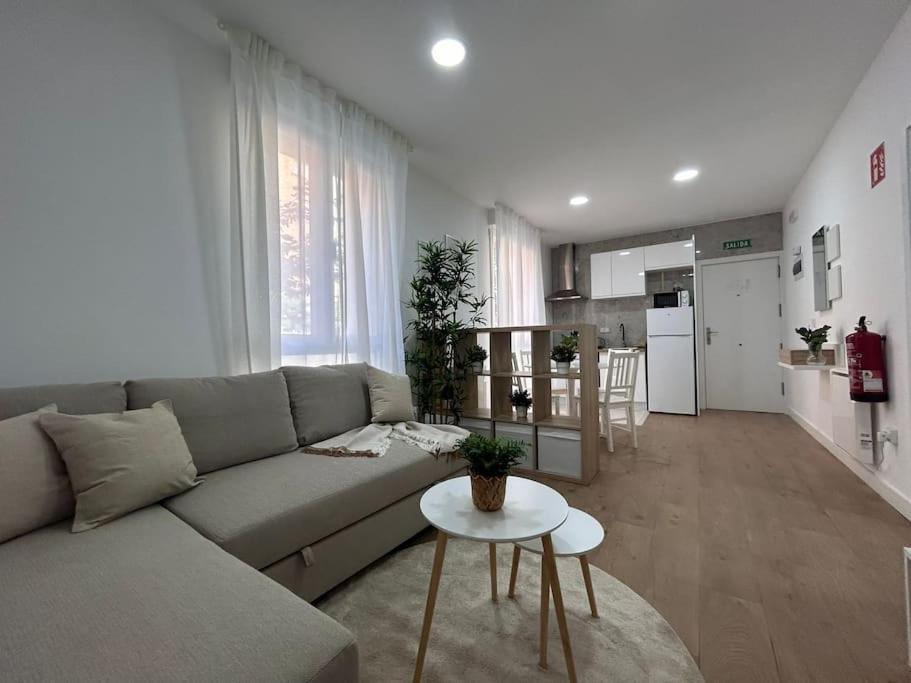 In Urq1 Apartment *